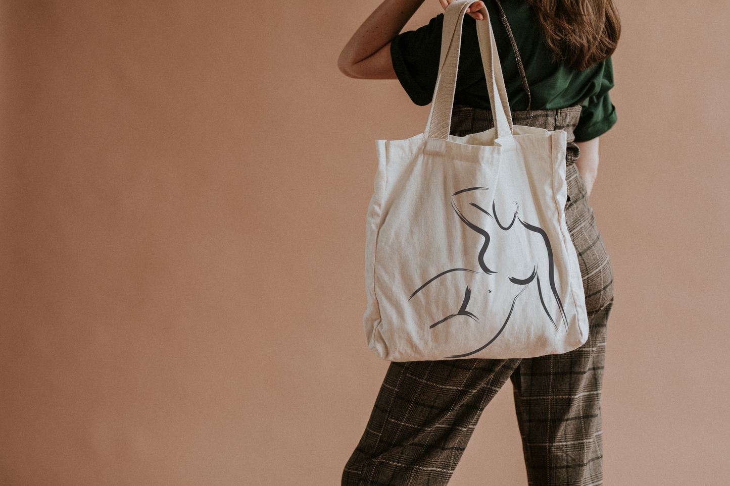 TOTE BAG LAYING BODY