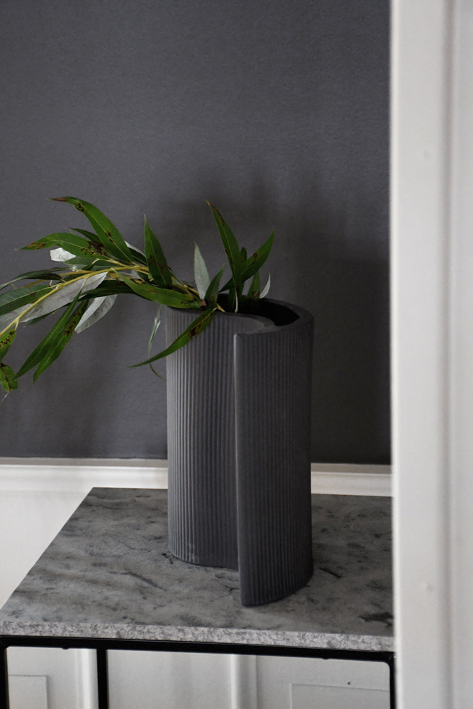 KOMMA (black)